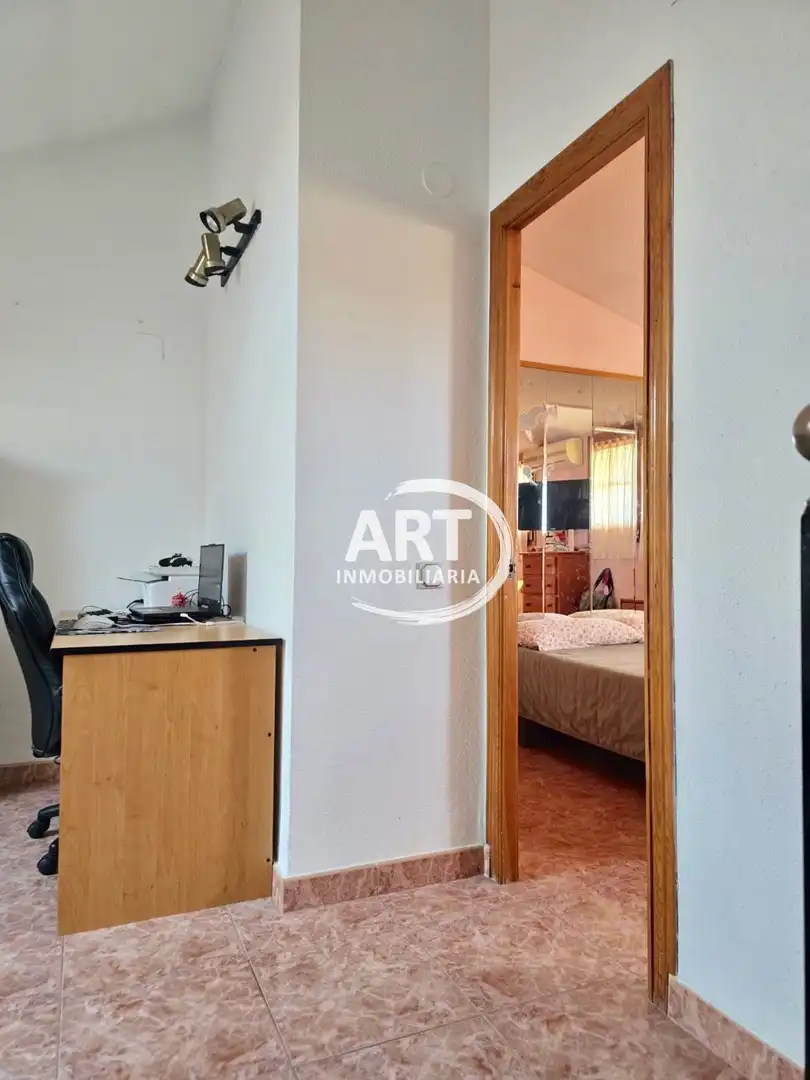 Schlafzimmer von Einfamilien-Reihenhaus zur Miete in Godella mit Klimaanlage, Heizung und Terrasse