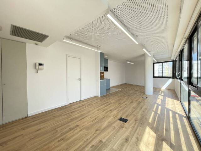 Oficina en Alquiler en Calle Doctor Trueta, 181 en El Poblenou