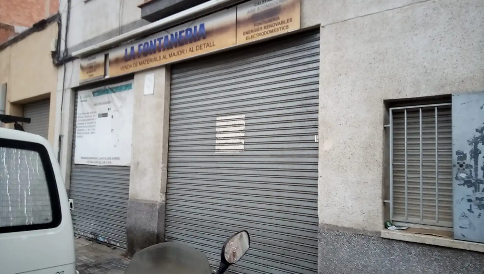Local en venta en Ripollet