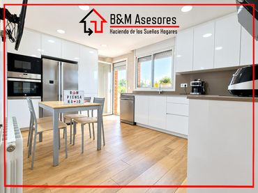 Maison avec balcon à vendre à Carrer de Jaén