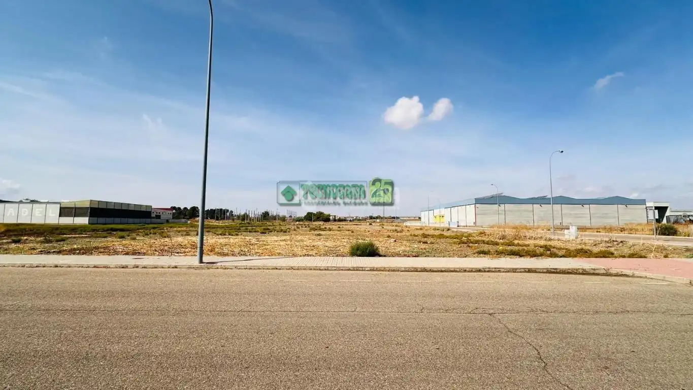 Terreny industrial en venda a Yuncler, Toledo