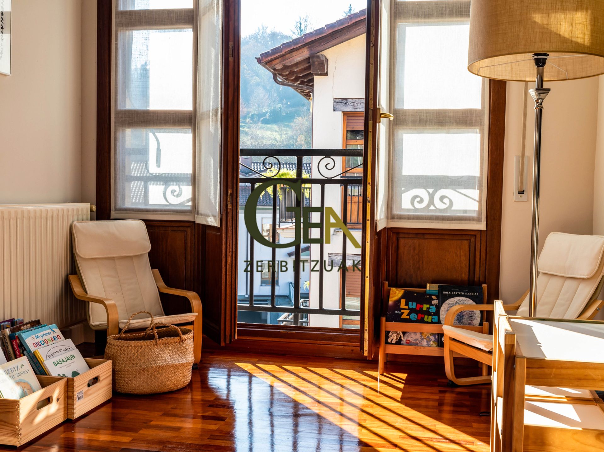 Dormitori de Àtic en venda en Asteasu amb Calefacció, Parquet i Moblat