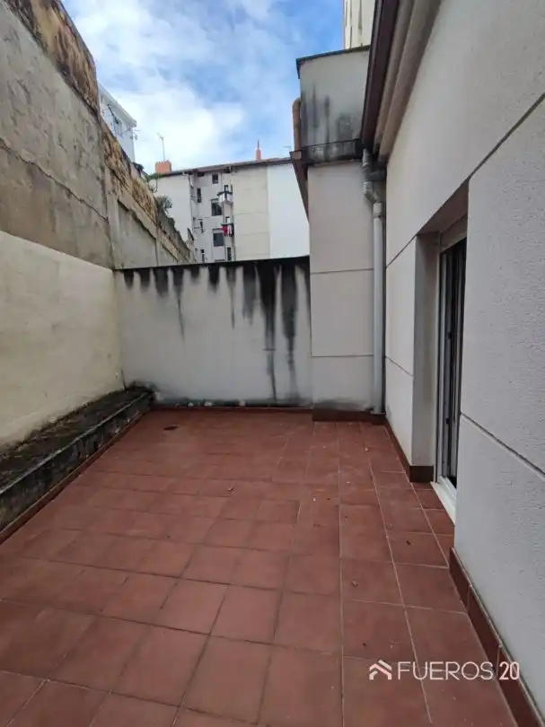 Local comercial en venta en Lasesarre, imagen 4
