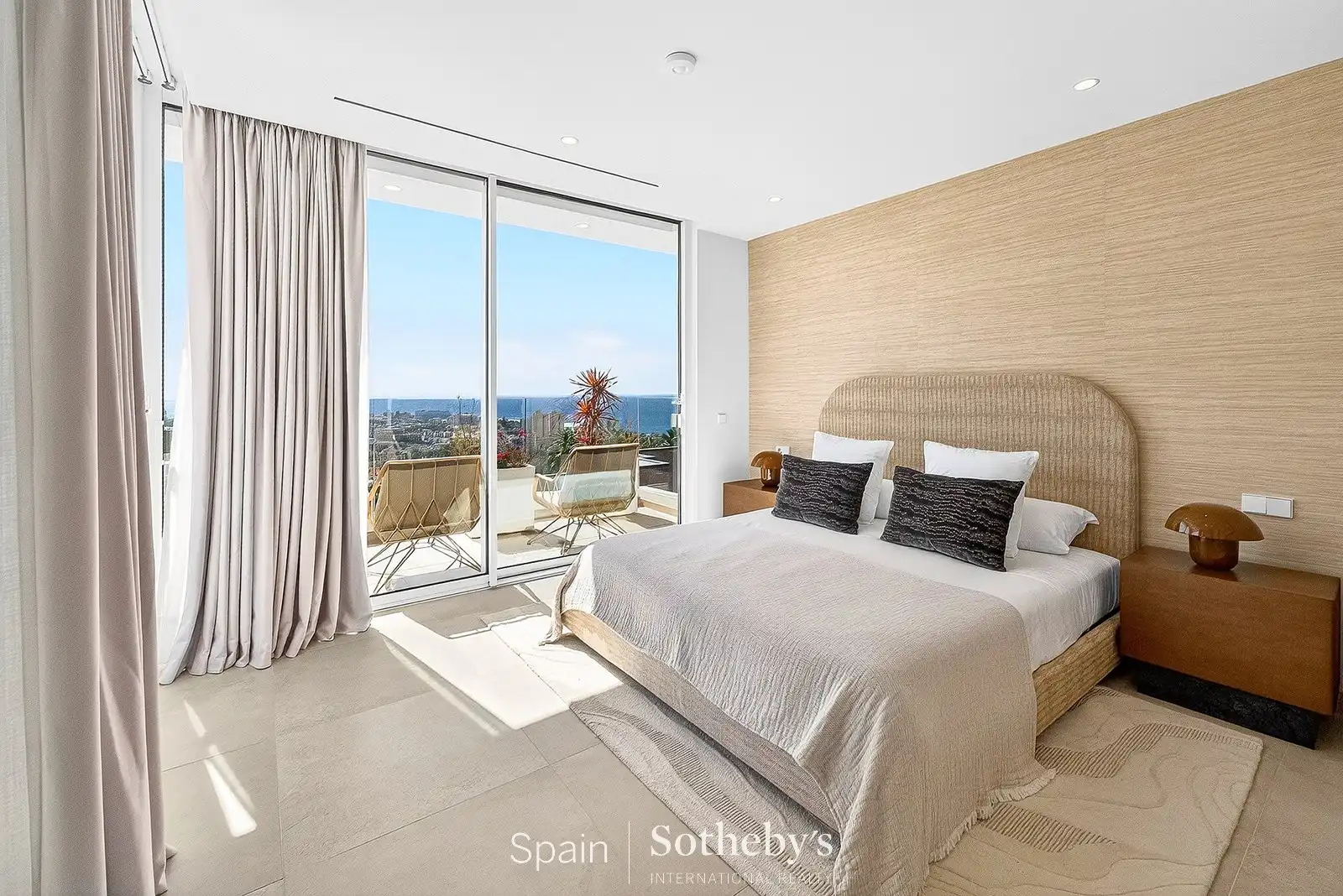 Bedroom of Houses for sale in Adeje  with Air Conditioner, Heating and Terrace
