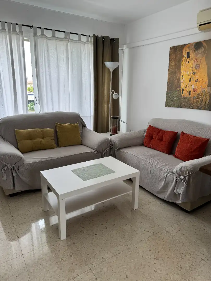 Living room of Flat for rent in Sevilla  with Air Conditioner, Heating and Terrace