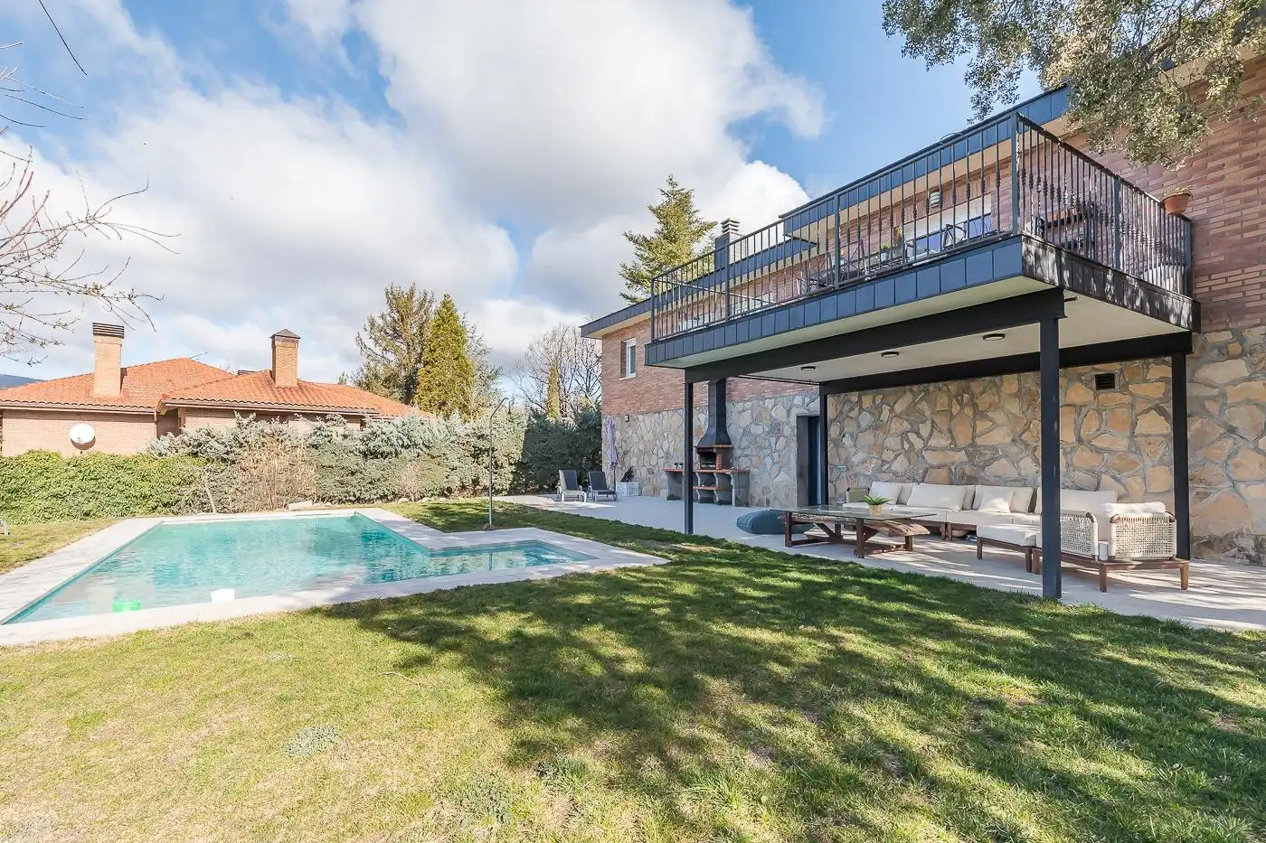 Terraza de Casa o chalet en venta en El Escorial con Calefacción, Jardín privado y Terraza