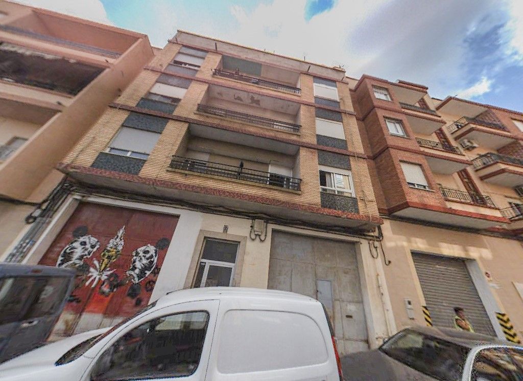 Vista exterior de Pis en venda en Llíria