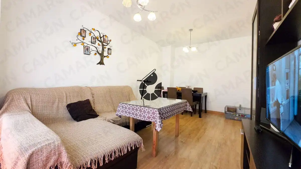Living room of Flat for sale in Mairena del Aljarafe  with Air Conditioner and Storage room