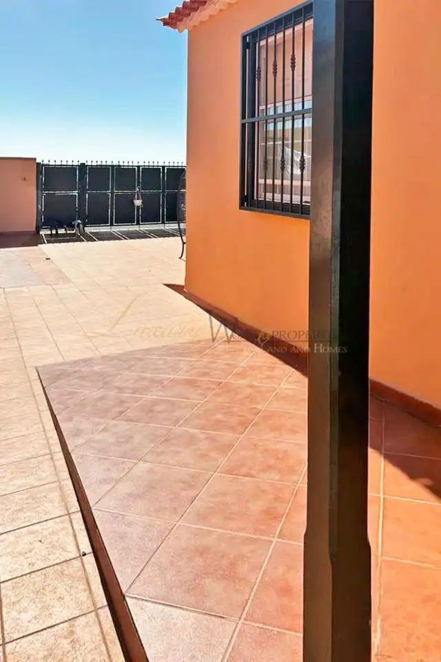 Terrace of Houses for sale in Las Rosas