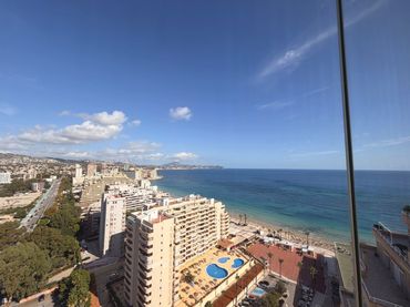 Flat with pool for sale in Puerto