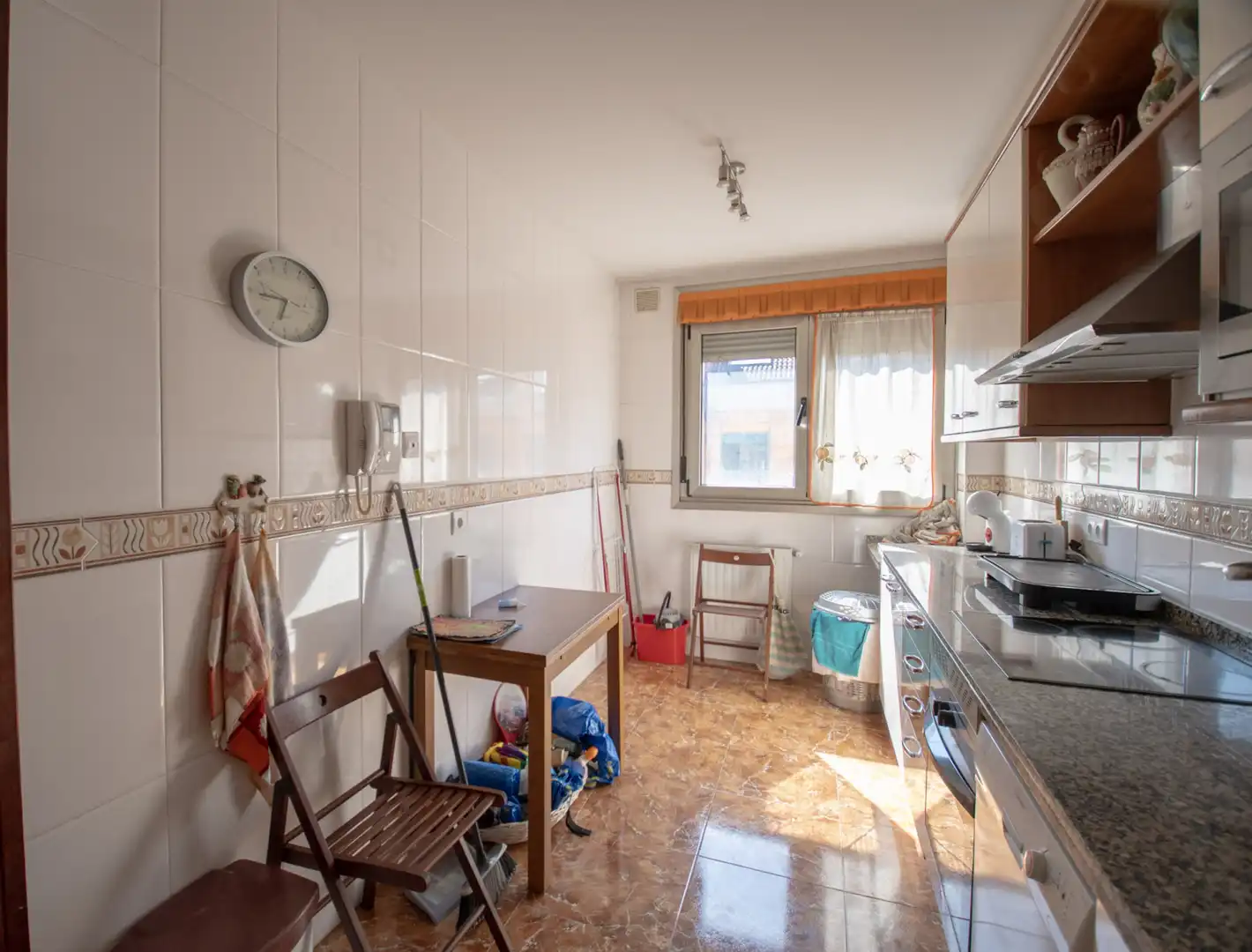 Cuina de Pis en venda en Villaviciosa amb Calefacció, Parquet i Traster