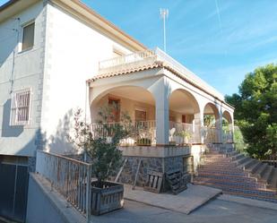 Vista exterior de Finca rústica en venda en Elche / Elx amb Jardí privat i Piscina