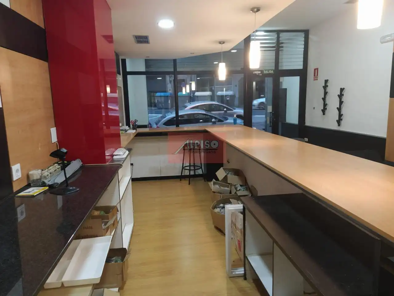 Local comercial de lloguer a Couto, imagen 7