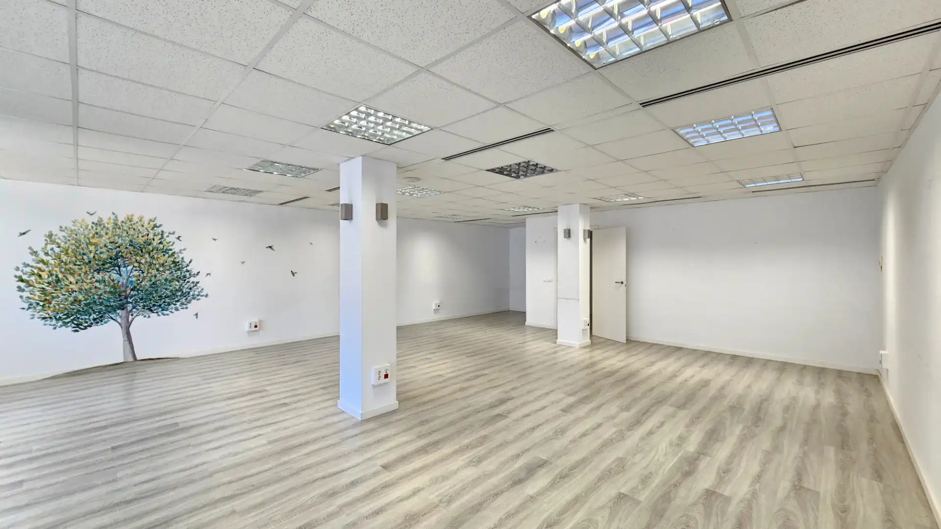 Büro zur Miete in Barcelona mit Klimaanlage, Heizung und Internet