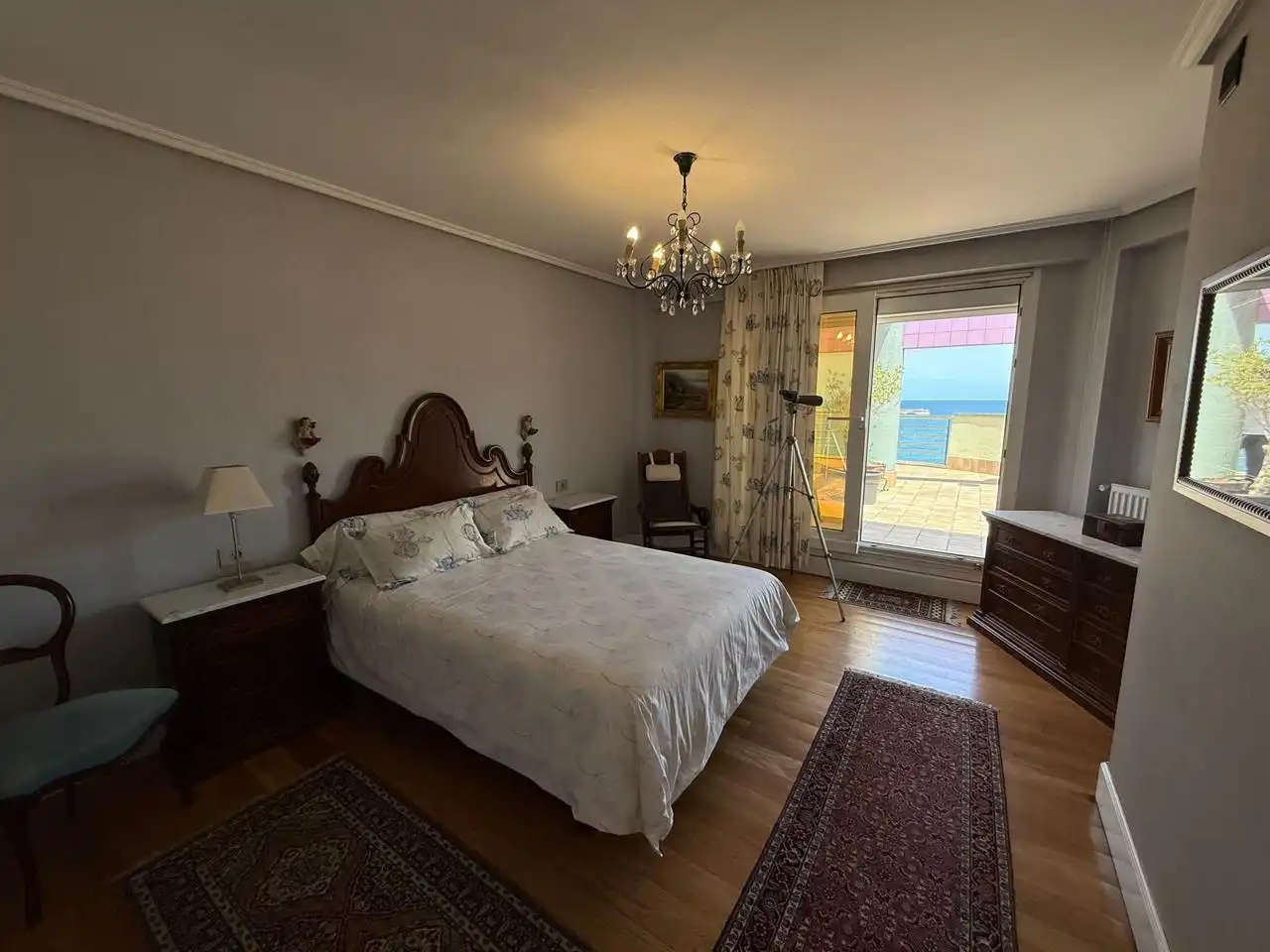 Habitación de Ático en venta en Castro-Urdiales con Calefacción, Parquet y Terraza