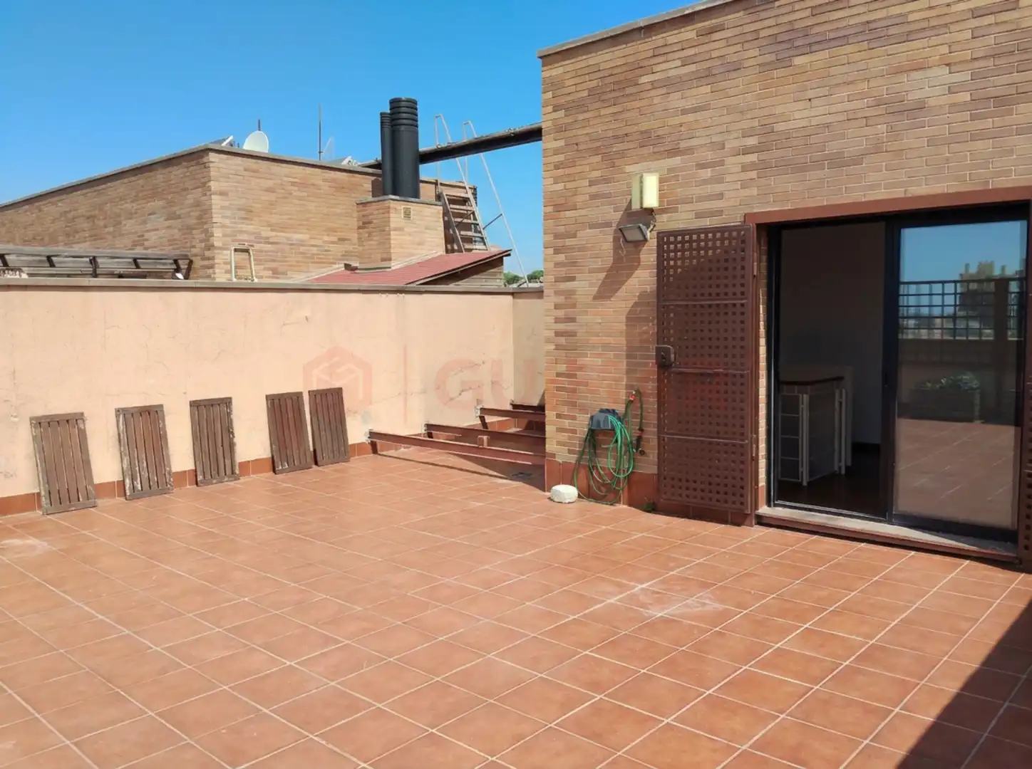 Terrasse von Dachboden zur Miete in Esplugues de Llobregat mit Klimaanlage, Heizung und Privatgarten