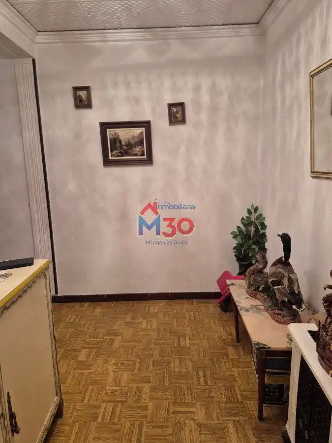 Habitación de Piso en venta en Miranda de Ebro con Calefacción, Terraza y Trastero