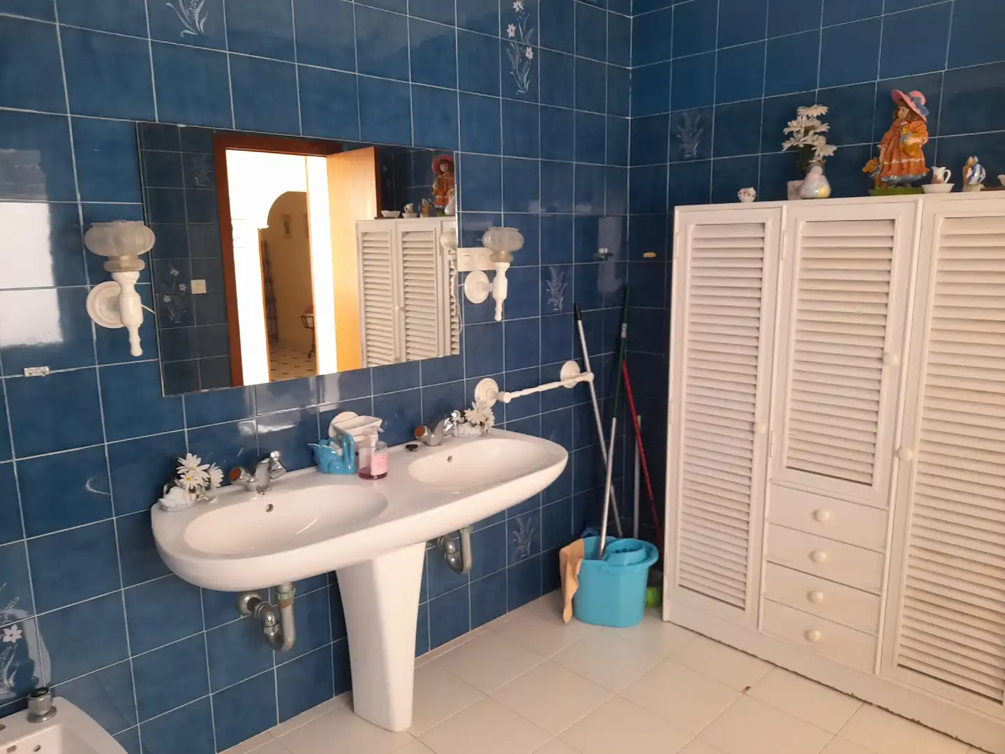 Bathroom of Detached homes for sale in El Puerto de Santa María