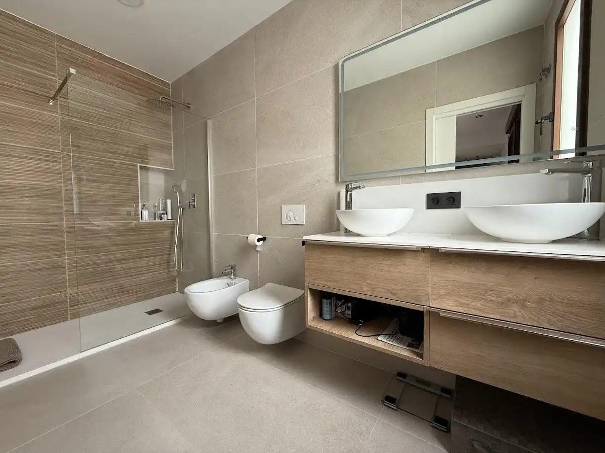 Baño de Casa o chalet en venta en Torrent con Aire acondicionado, Calefacción y Terraza