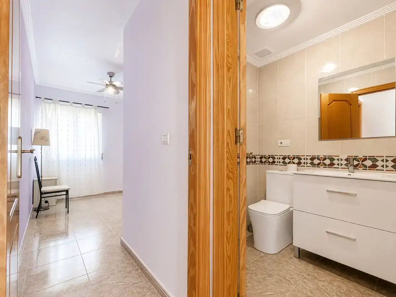 Baño de Piso en venta en Orihuela con Aire acondicionado, Piscina y Balcón