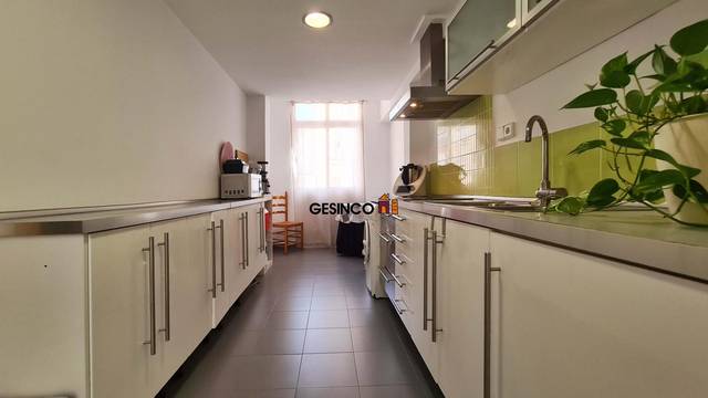 Piso en Venta en Sant Josep - Zona Hospital