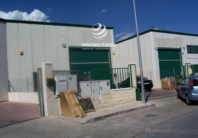 Nave industrial en Alquiler en Joaquin Sorolla en Rivas Futura