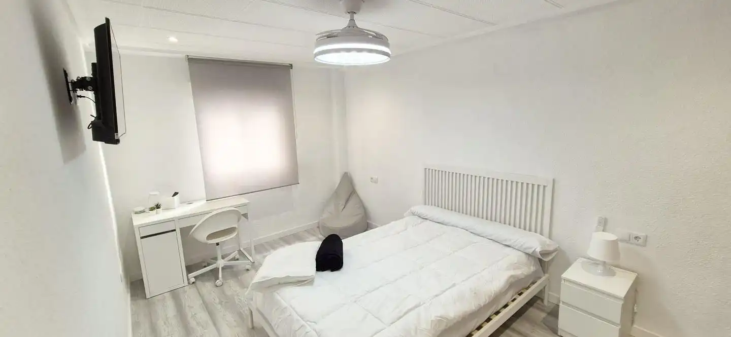 Schlafzimmer von Wohnung zum Verkauf in Elche / Elx mit Möbliert
