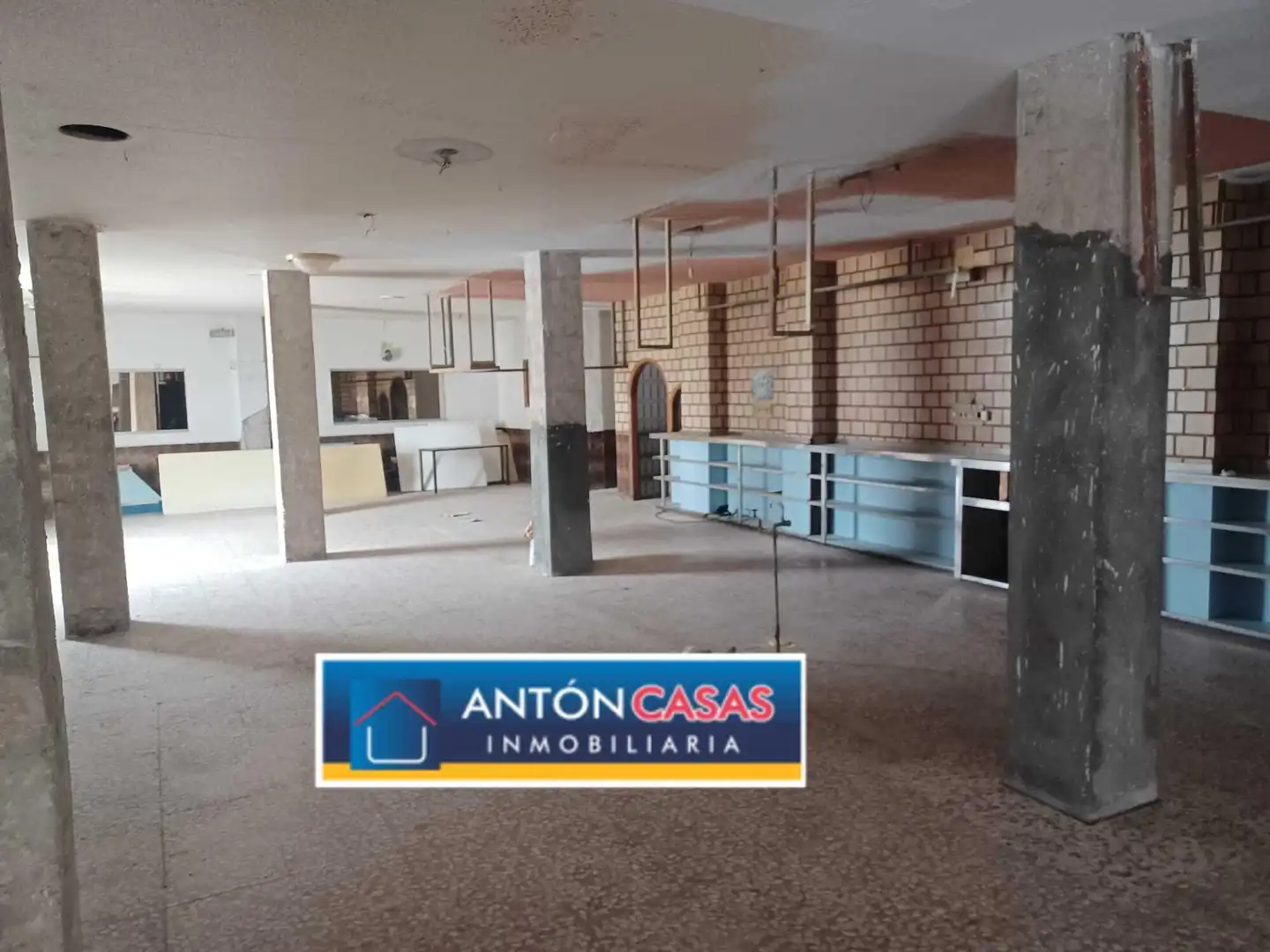 Local comercial en venda a Novelda