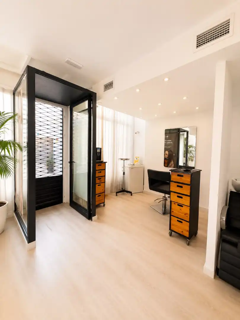 Business premises for transfer in Ponent, imagen 4