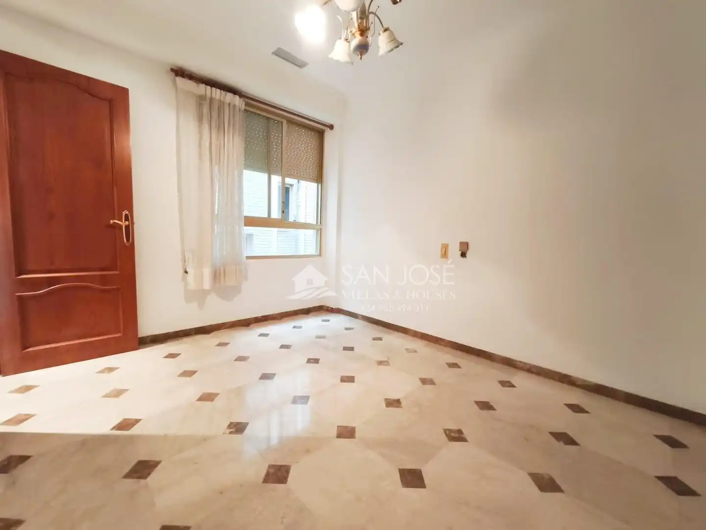 Habitación de Piso en venta en Novelda con Aire acondicionado y Terraza