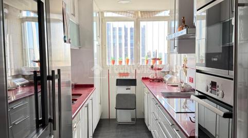 Foto 4 de Piso en venta en Calle Federico Carlos Sainz de Robles, Valdezarza,  Madrid Capital