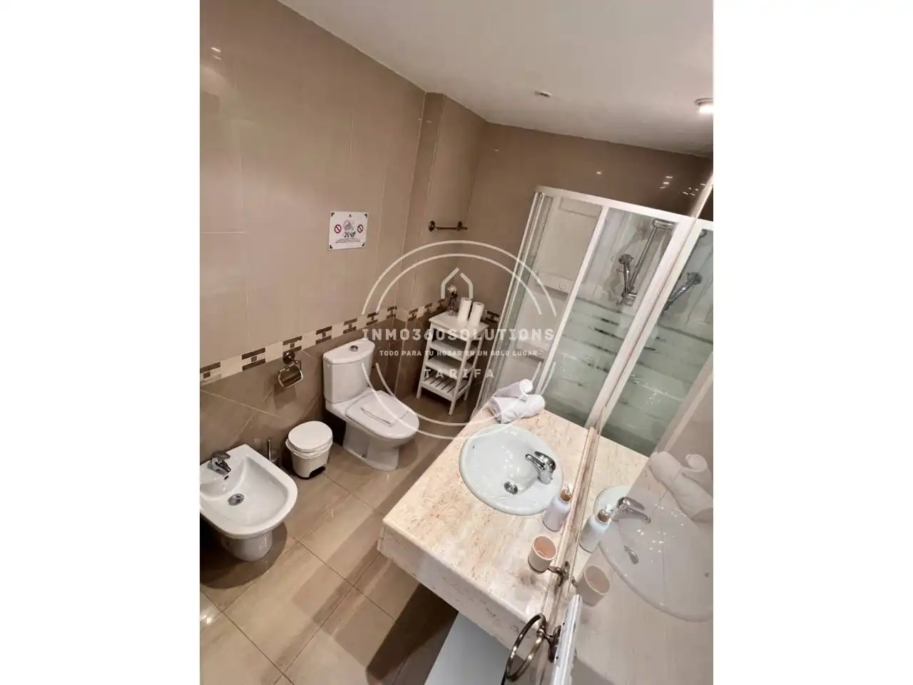 Badezimmer von Wohnung zum Verkauf in Córdoba mit Klimaanlage, Terrasse und Abstellraum