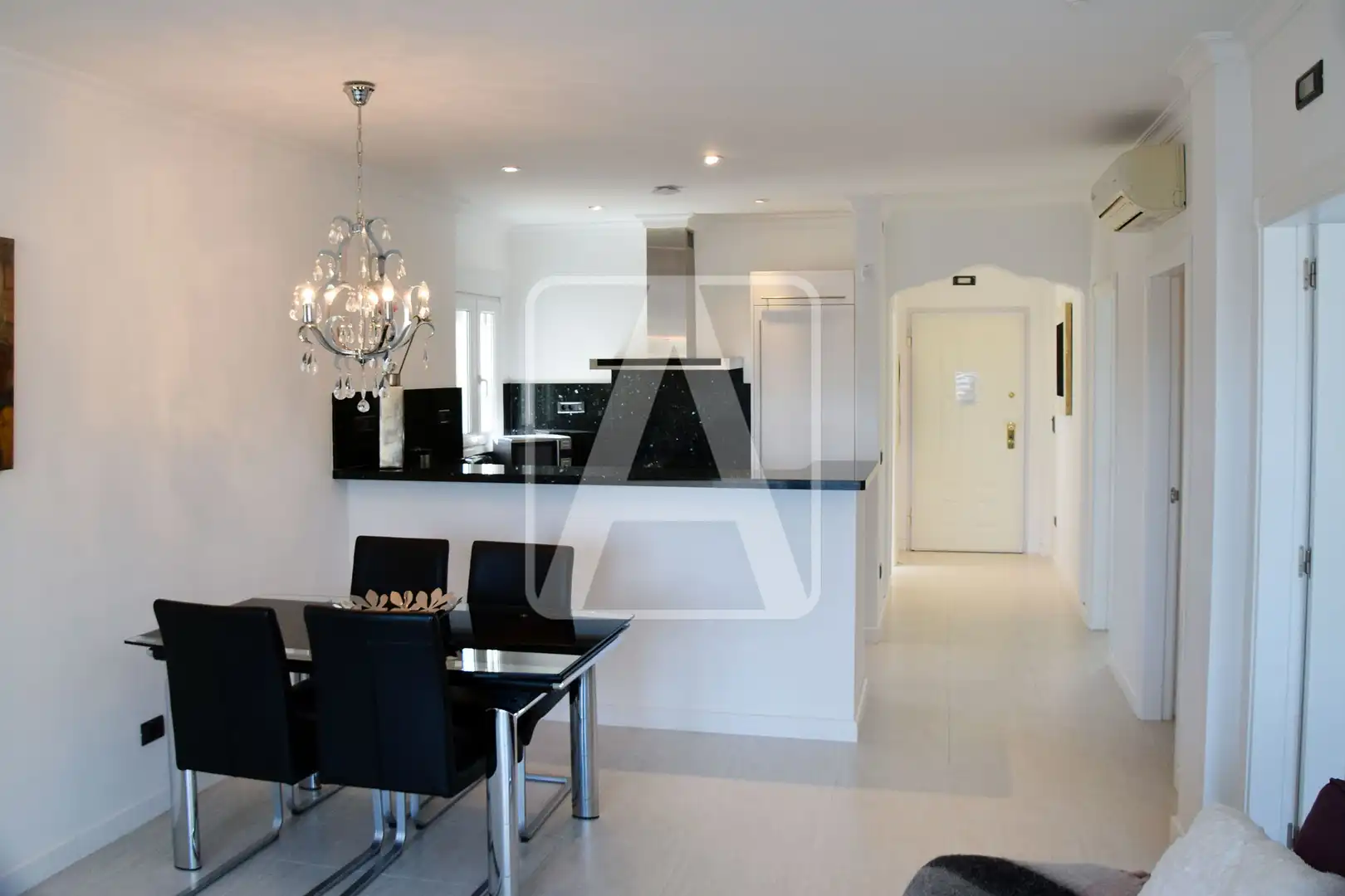 Menjador de Apartament en venda en Benissa amb Aire condicionat, Calefacció i Jardí privat