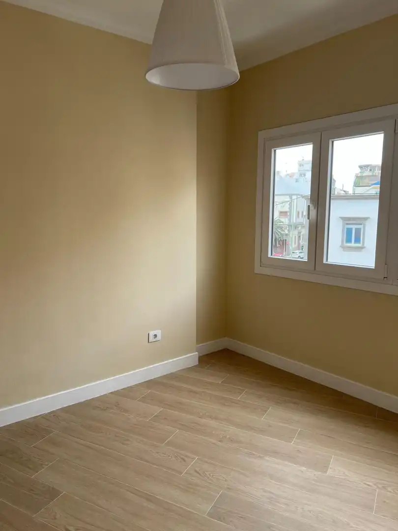 Wohnung zur Miete in Calle Calle Matías Padrón, Arenales - Lugo - Avda. Marítima