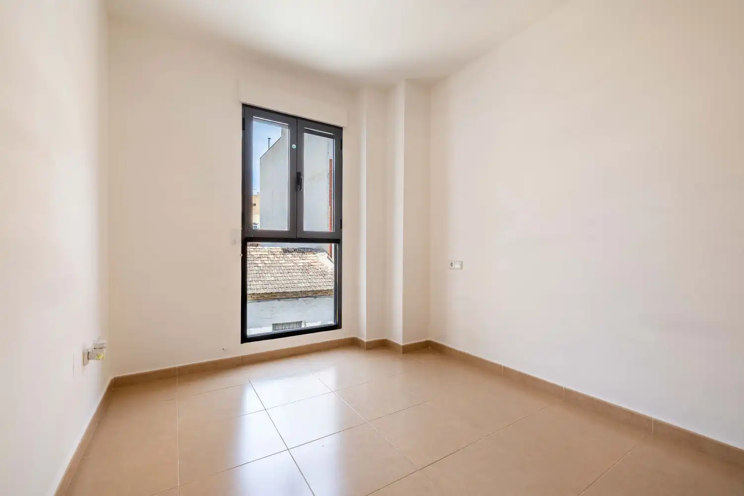 Schlafzimmer von Wohnung zur Miete in Murcia mit Klimaanlage und Heizung