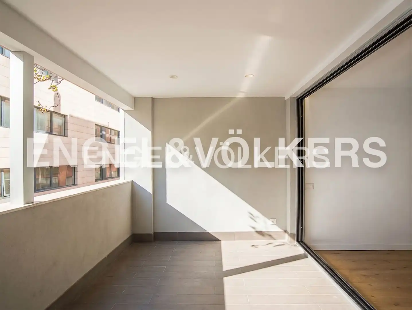 Flat for sale in Parque Ribalta - Plaza de Toros