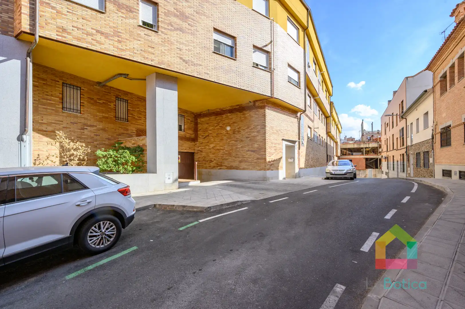 Vista exterior de Apartament en venda en Toledo amb Aire condicionat, Moblat i Piscina comunitària
