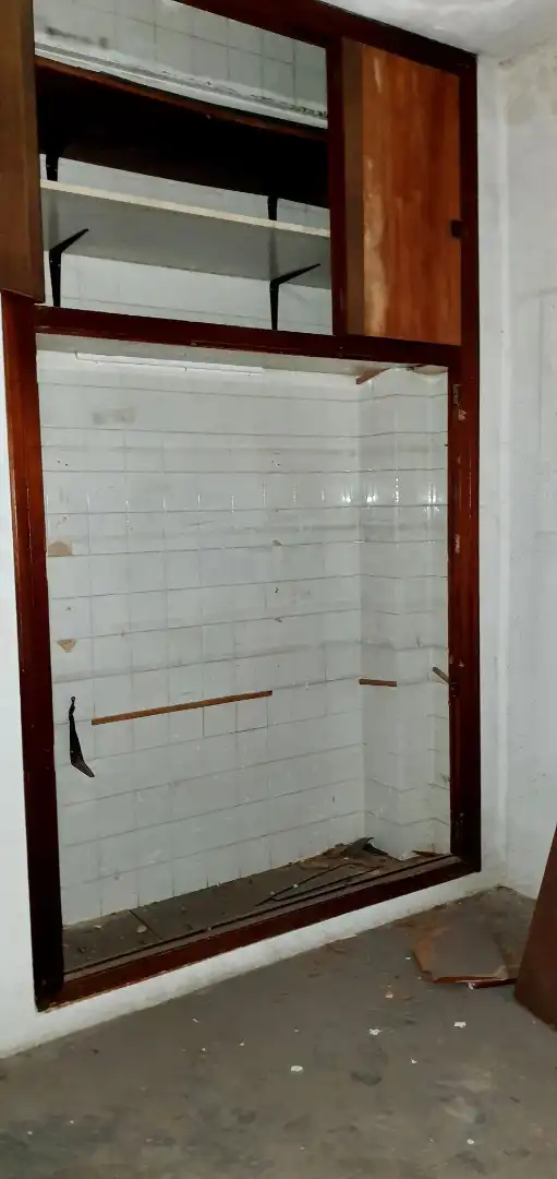 Bany de Pis en venda en Valencia amb Balcó
