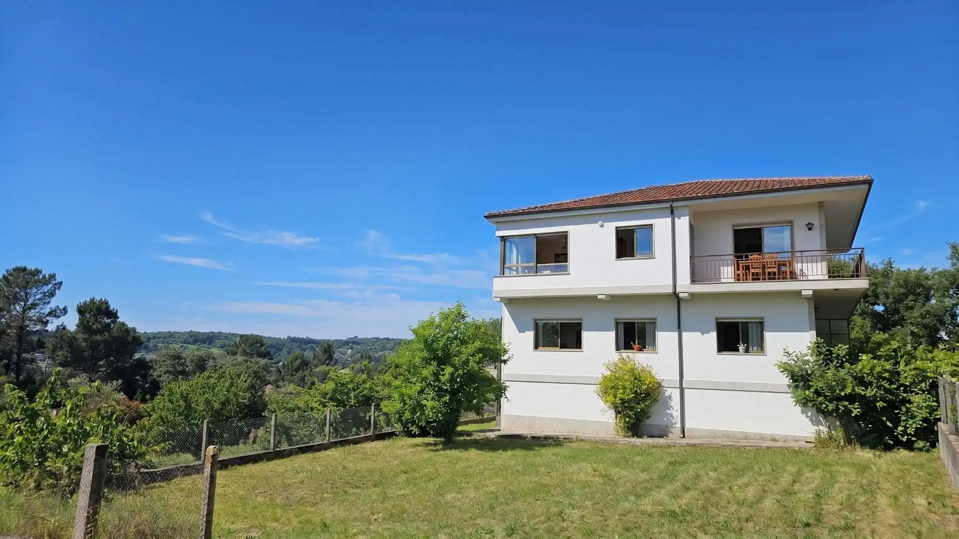 Vista exterior de Casa o chalet en venta en Ourense Capital  con Calefacción, Jardín privado y Terraza