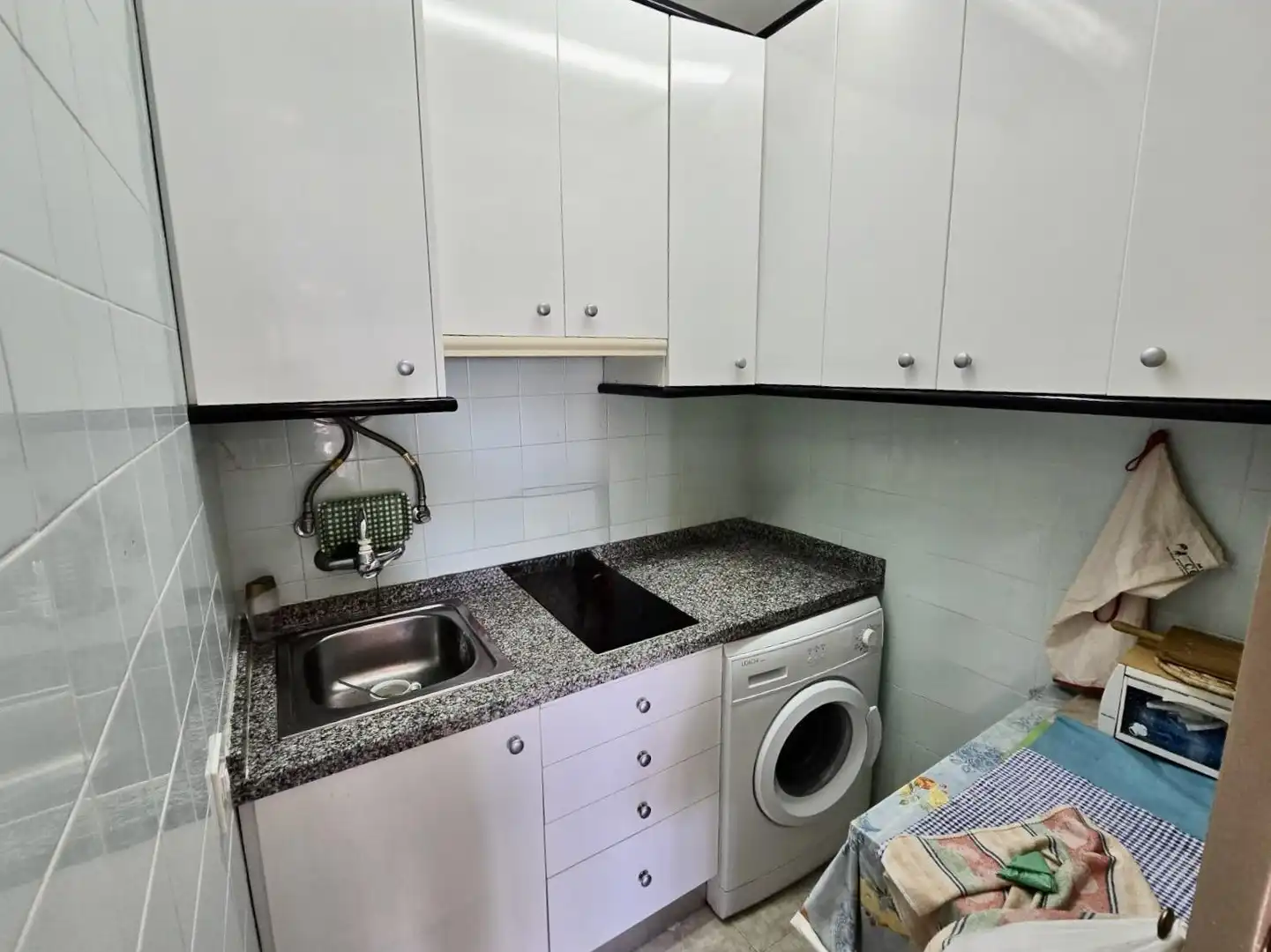 Cocina de Apartamento en venta en Benidorm con Aire acondicionado, Terraza y Piscina comunitaria