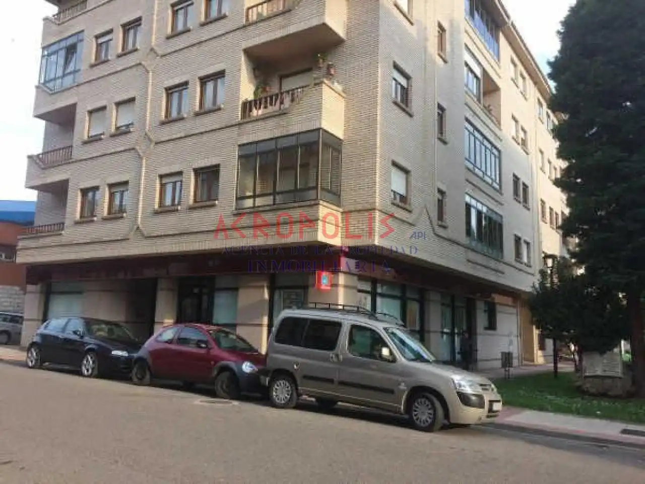Local comercial en venda a La Robla, imagen 7