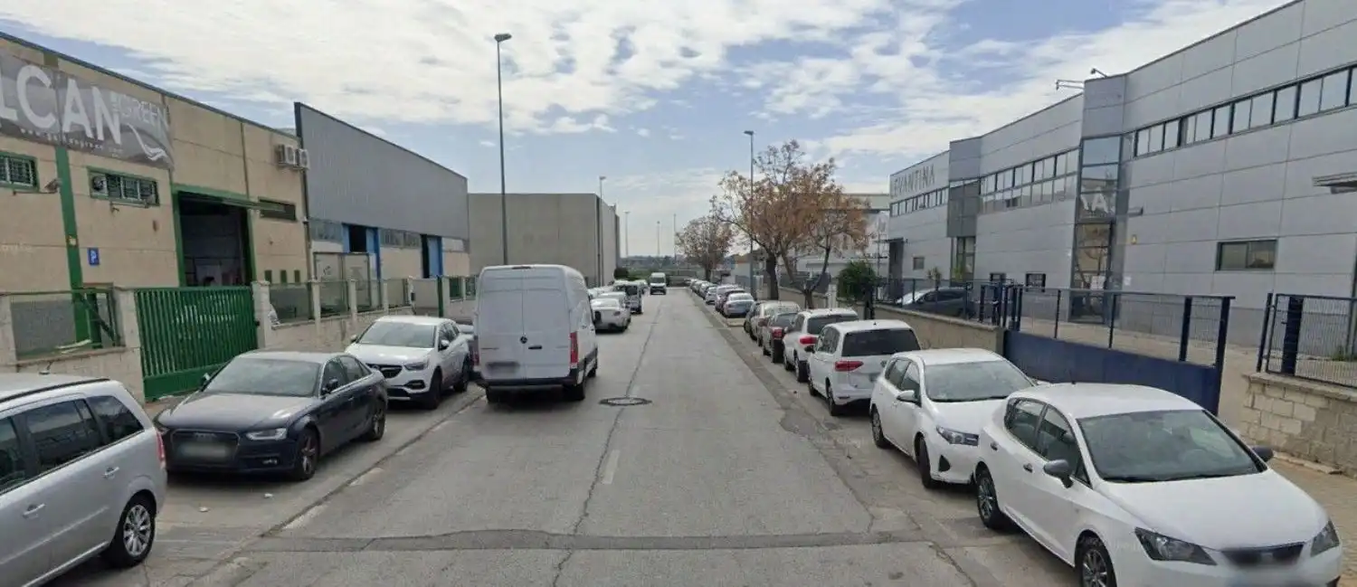 Parking of Industrial land for sale in Sevilla