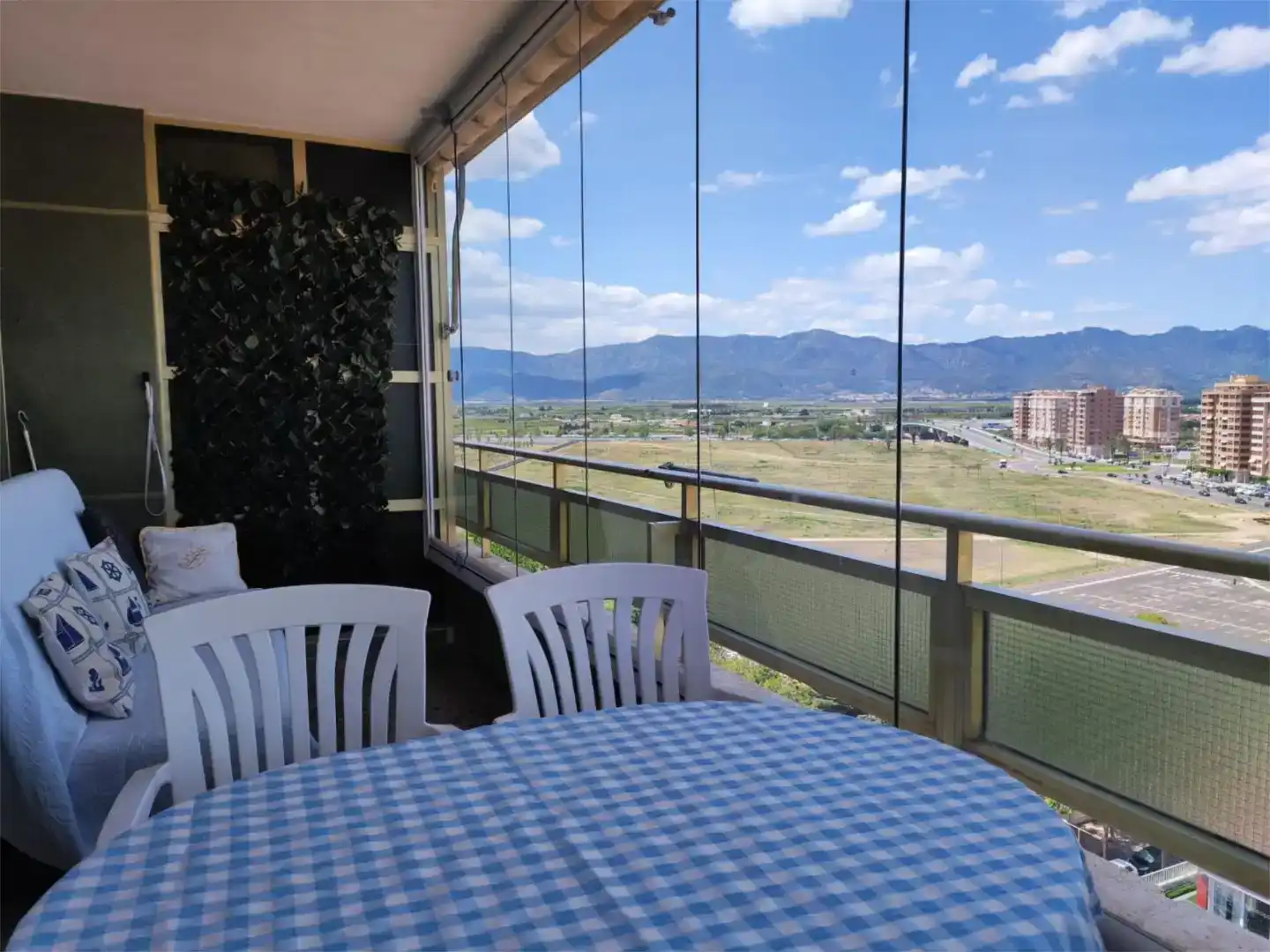 Terrasse von Wohnung zur Miete in Cullera mit Schwimmbad und Balkon