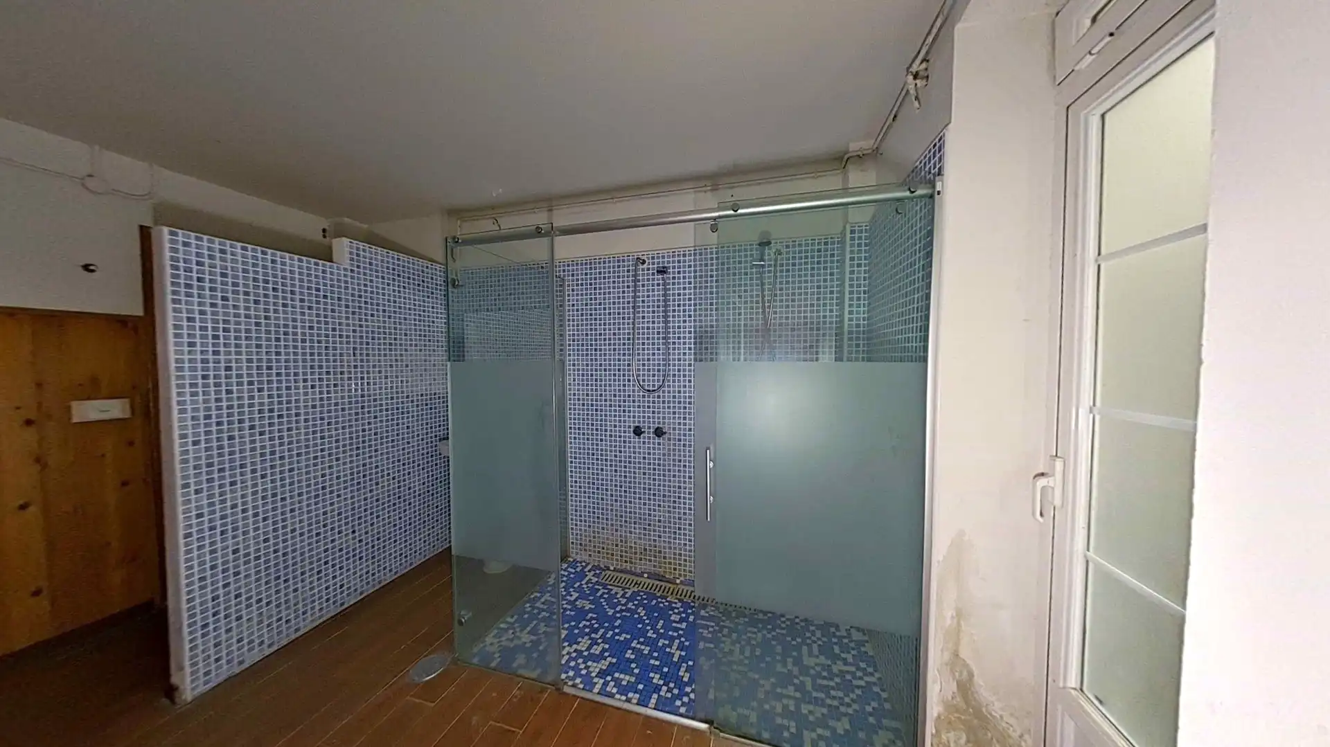 Baño de Local en venta en Guadalajara