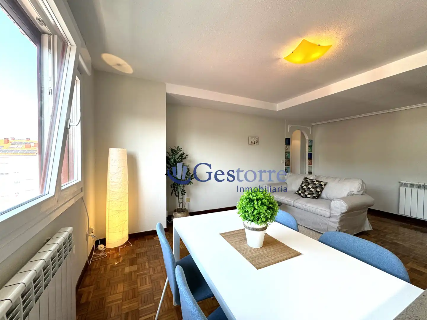 Flat for rent in Calle Martinez Cachero, Parque del Oeste