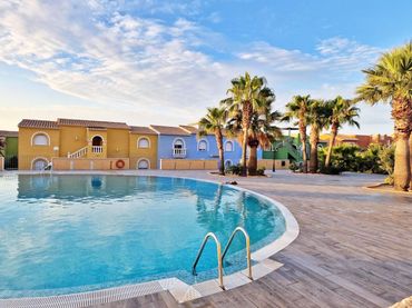 Mini appartamento con piscina in affitto a Centro