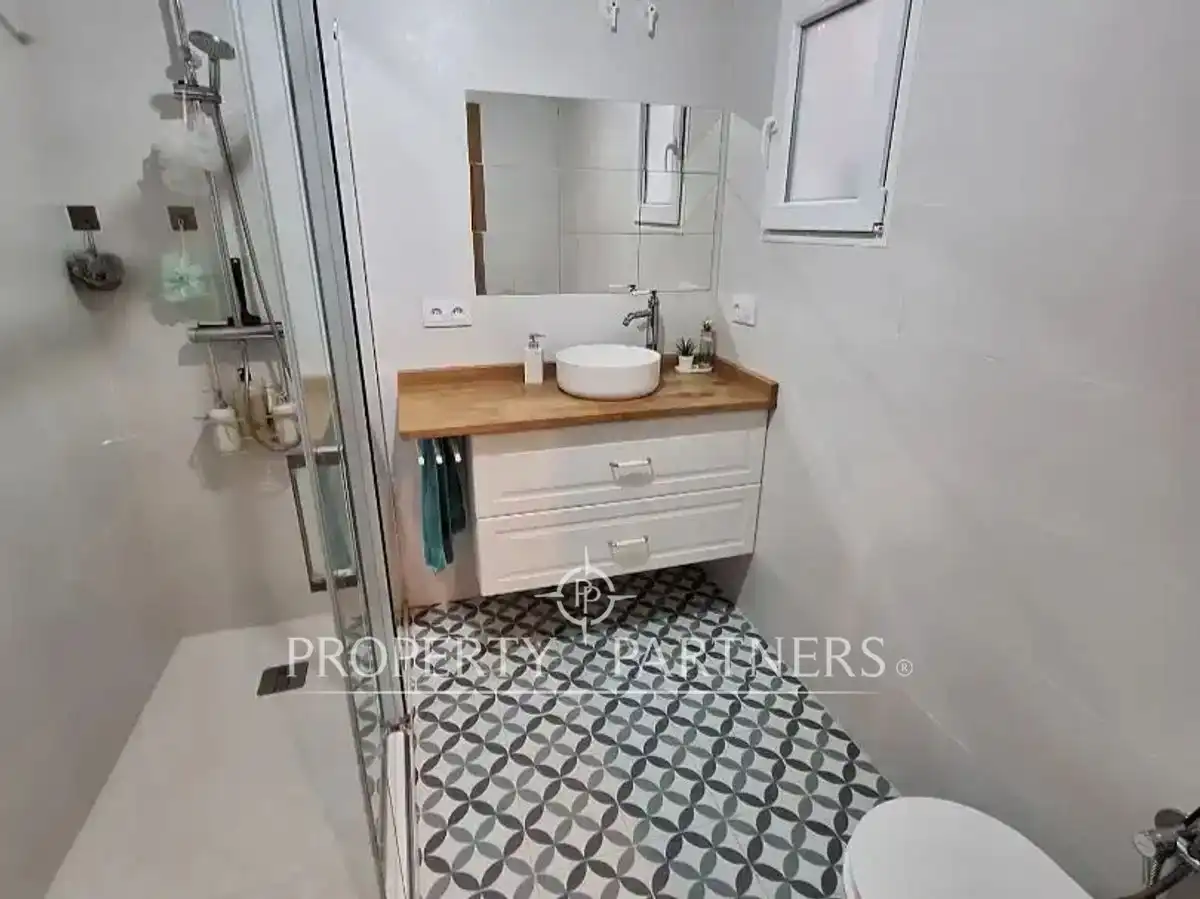 Bany de Apartament en venda en Burjassot amb Moblat