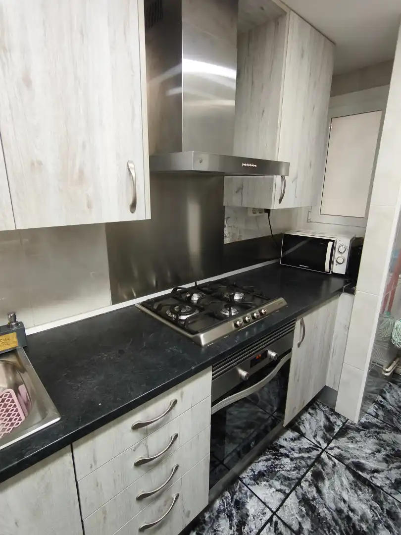 Cocina de Apartamento en venta en Sant Adrià de Besòs con Aire acondicionado, Calefacción y Terraza