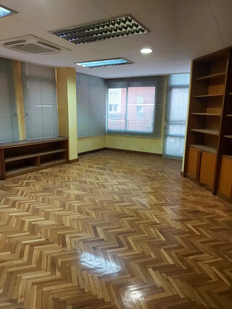 Office for sale in Murcia  with Air Conditioner and Heating