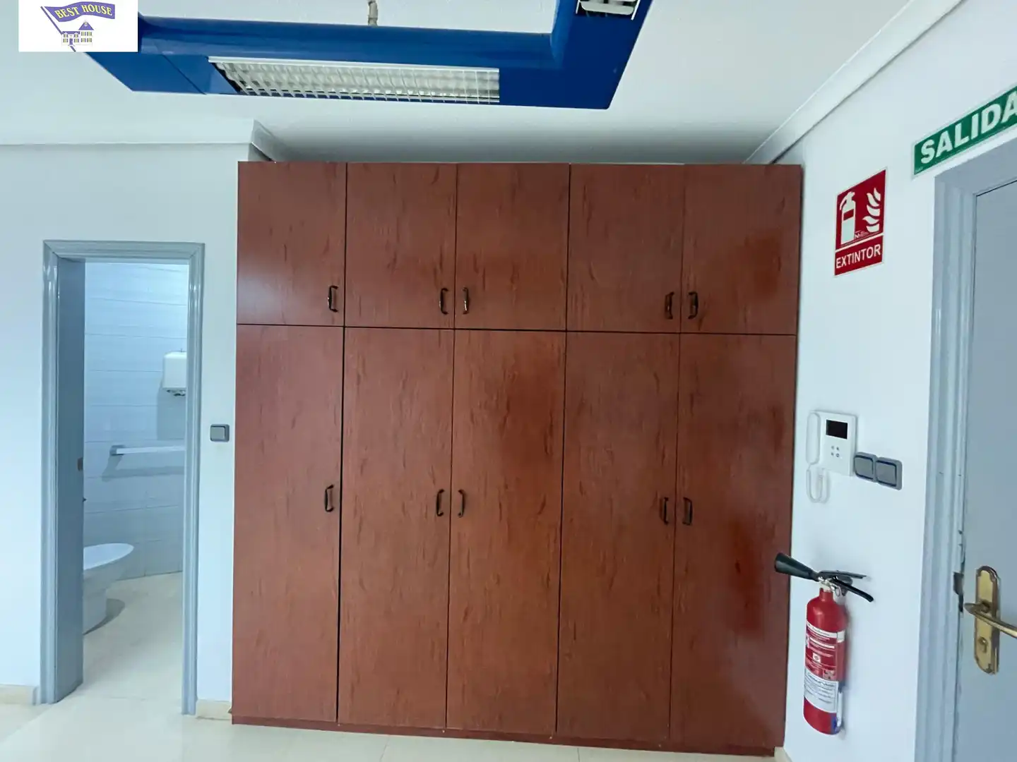 Habitación de Oficina de alquiler en Albacete